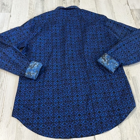 Robert Graham Classic Fit Button Down Size Small - Picture 7 of 11